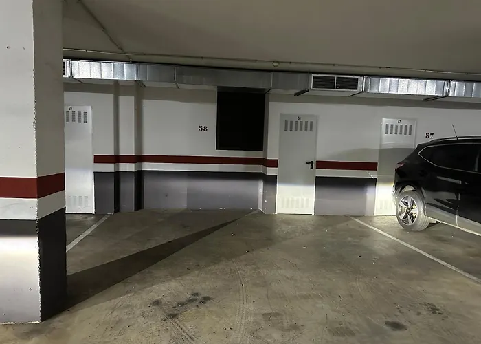El Laurel Center-terrace-parking * Puerto de la Cruz (Tenerife)
